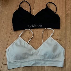 Sports bra